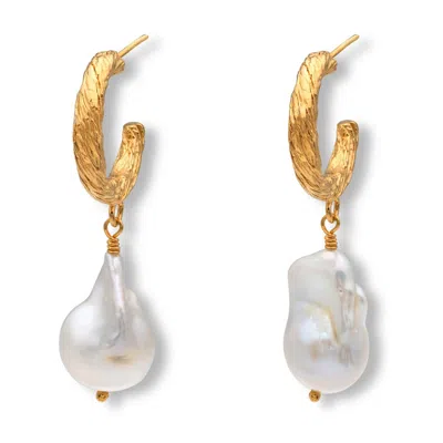 EVA REMENYI WOMEN'S GOLD ARCHAIC BAROQUE PEARL HOOP EARRINGS