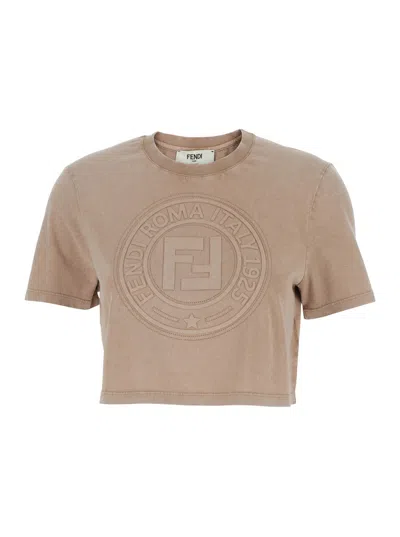 FENDI FENDI WOMEN BEIGE T-SHIRT WITH CROPPED DESIGN AND RAISED LOGO ON THE FRONT IN COTTON WOMAN