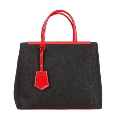 FENDI LOGO DETAIL HANDBAG