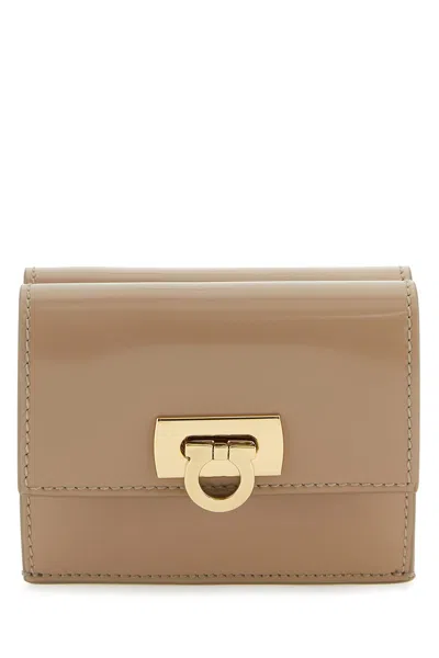 FERRAGAMO BEIGE LEATHER WALLET