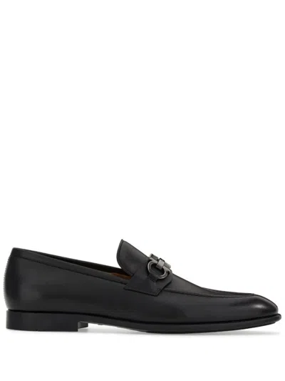 FERRAGAMO BLACK LEATHER LOAFERS