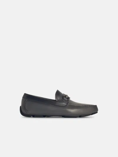 FERRAGAMO BLACK LEATHER LOAFERS