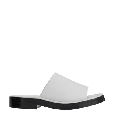 FERRAGAMO SALVATORE FERRAGAMO OPEN-TOE SLIDES