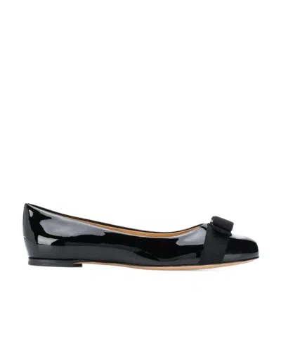 FERRAGAMO SALVATORE FERRAGAMO VARINA BOW DETAILED BALLERINAS