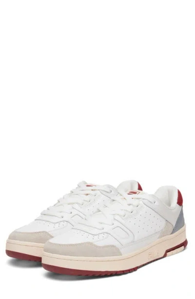 FILA FILA RISSMO LOW LUX BASKETBALL SNEAKER