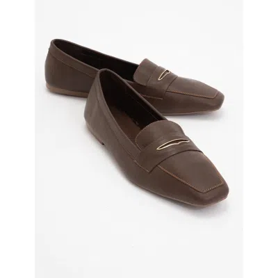 FOREVER & ALWAYS SHOES FOREVER & ALWAYS SHOES IRIDESSA LEATHER FLAT LOAFERS