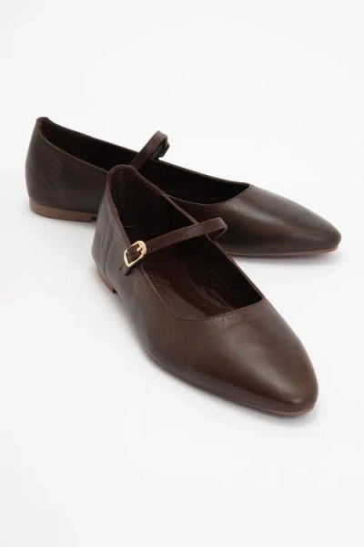 FOREVER & ALWAYS SHOES FOREVER & ALWAYS SHOES LARA LEATHER MARY JANE FLATS