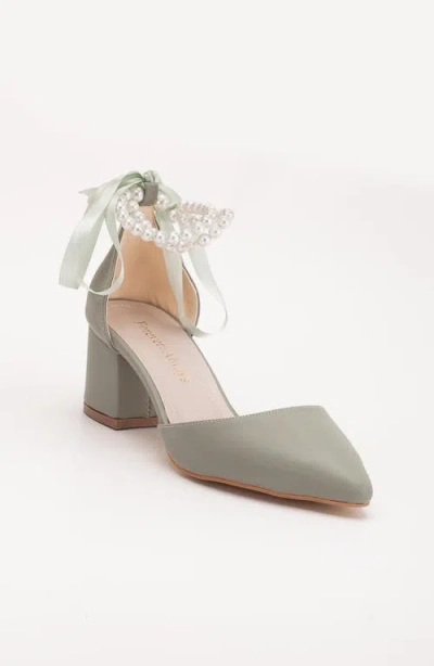 FOREVER & ALWAYS SHOES FOREVER & ALWAYS SHOES MIRANDA LOW BLOCK HEELS WITH PEARLS
