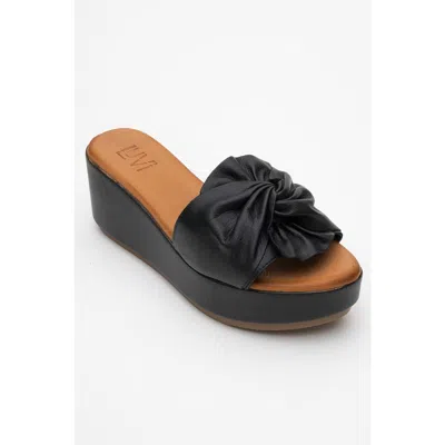 FOREVER & ALWAYS SHOES FOREVER & ALWAYS SHOES SYNDRA BOW WEDGE LEATHER SANDAL