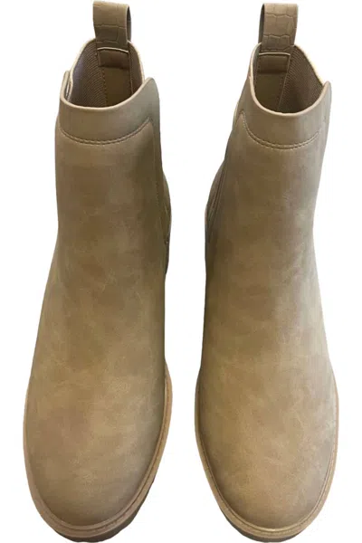 FORTUNE DYNAMIC BAIT CHELSEA BOOTS IN LATTE