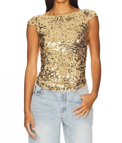 FREE PEOPLE LATE LAST NIGHT TEE IN GOLD