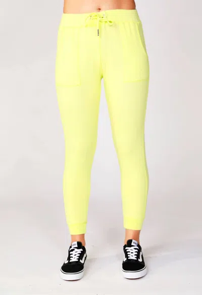 FRENCH KYSS JOGGERS IN LIME