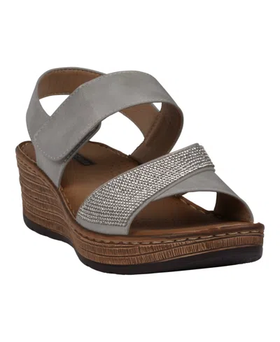 GC SHOES WOMEN'S LUX EMBELLISHED WEDGE SANDALS