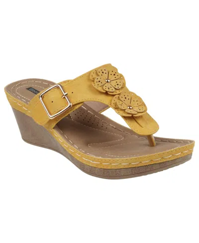GC SHOES WOMEN'S NARBONNE FLOWER WEDGE SANDALS