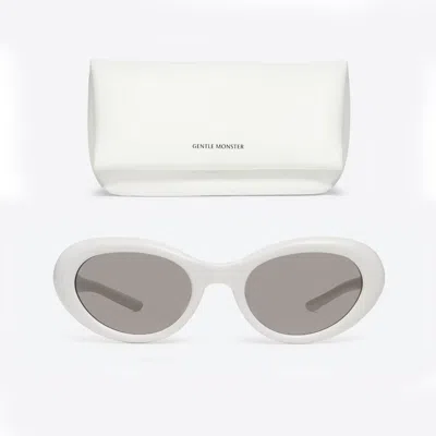 GENTLE MONSTER AUTHENTIC GENTLE MONSTER 2024 AVON W2 WHITE SUNLGASSES / KOREA
