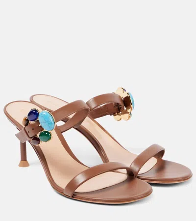 GIANVITO ROSSI 70 BUCKLE-DETAIL LEATHER MULES