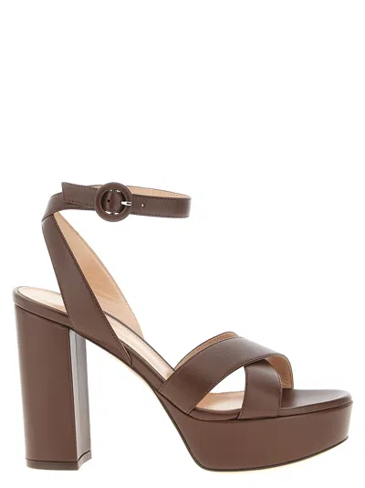 GIANVITO ROSSI GIANVITO ROSSI 'SABRINA' SANDALS