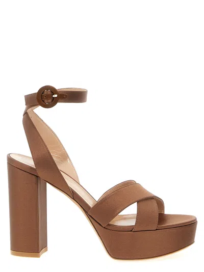GIANVITO ROSSI GIANVITO ROSSI 'SABRINA' SANDALS