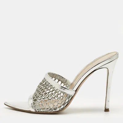 GIANVITO ROSSI SILVER LEATHER AND METALLIC MESH ALISIA SLIDE SANDALS SIZE 39