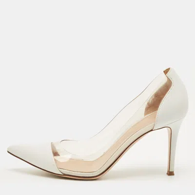 GIANVITO ROSSI WHITE/TRANSPARENT LEATHER AND PVC PLEXI PUMPS SIZE 38.5