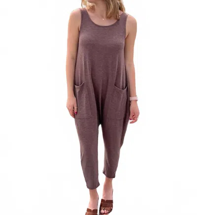 GILLI PRESTON JUMPSUIT IN BROWN