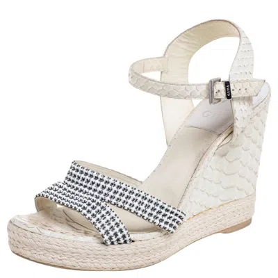 GINA OFF-WHITE PYTHON LEATHER CRYSTAL EMBELLISHED WEDGE PLATFORM SANDALS SIZE 40