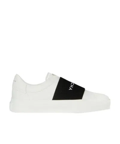 GIVENCHY GIVENCHY CITY SPORT LOGO EMBROIDERED SNEAKERS