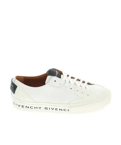 GIVENCHY PATCH LOGO SNEAKERS