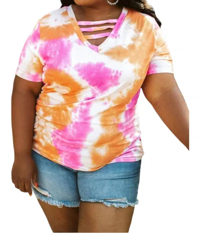 GLITZY GIRLZ BOUTIQUE IN THE MORNING TEE - PLUS IN MULTI-COLORED