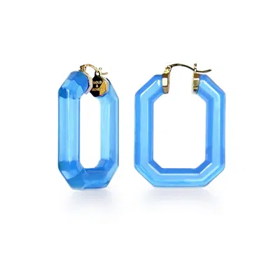 GOLD & HONEY WOMEN'S BLUE / GOLD EMERALD GEMSTONE LUCITE HOOP EARRINGS IN BLUE