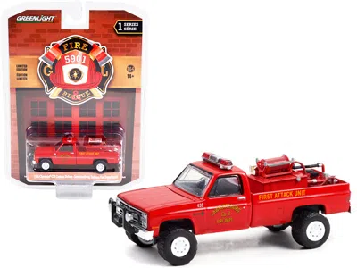 GREENLIGHT 1986 CHEVROLET C20 CUSTOM DELUXE PICKUP TRUCK RED FIRST ATTACK UNIT FIRE EQUIPMENT AND HOSE AND TANK