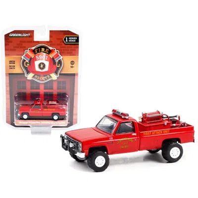 GREENLIGHT 3.5 IN. 1-64 SCALE 1986 CHEVROLET C20 CUSTOM DELUXE PICKUP DIECAST TRUCK FIRST ATTACK UNIT FIRE EQUI