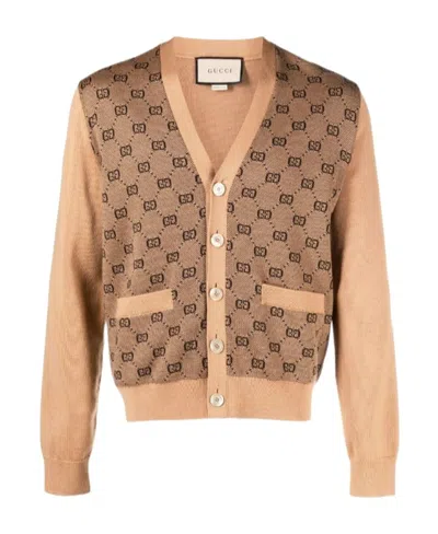 GUCCI GUCCI V-NECK ALLOVER GG PRINTED CARDIGAN