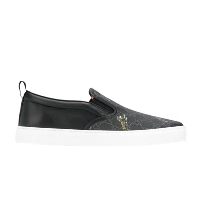 GUCCI GUCCI GG SUPREME SLIP-ON 'TIGERS'
