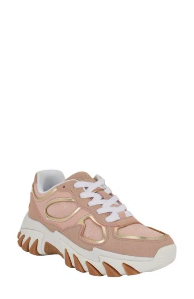 GUESS GUESS NORINA PLATFORM SNEAKER