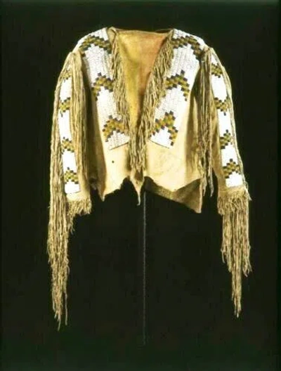 HANDMADE OLD AMERICAN BEIGE BUCKSKIN SUEDE LEATHER FRINGE BEADED POWWOW WAR SHIRT NBS887