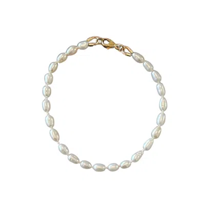 HERSELF COLLECTIONS WOMEN'S WHITE / GOLD BLANCHE PEARL BRACELET