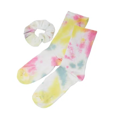 HIGH HEEL JUNGLE BY KATHRYN EISMAN WOMEN'S TIE DYE ATHLETIC SCUNCHIE & SOCK SET