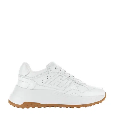 HOGAN HOGAN SIDE LOGO DETAILED PANELLED SNEAKERS