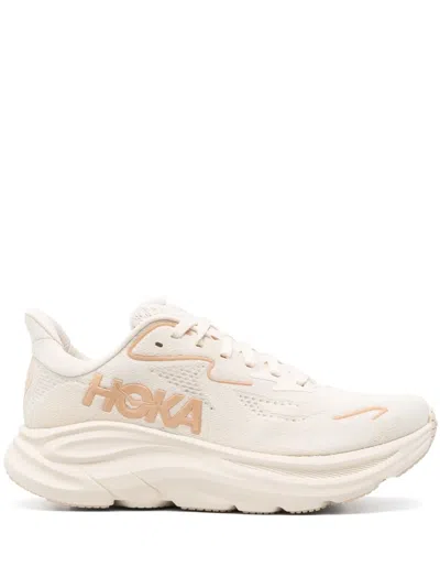 HOKA CLIFTON 10 SNEAKERS