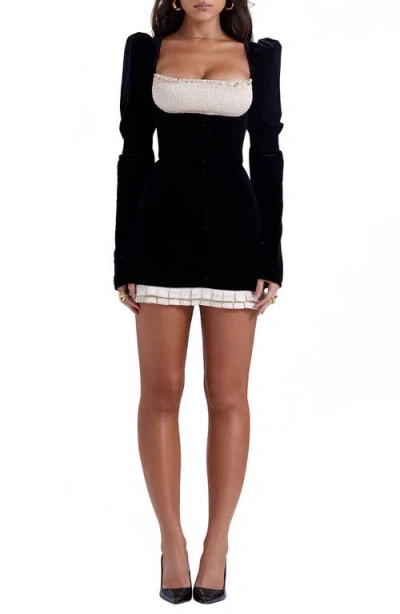 HOUSE OF CB HOUSE OF CB AZARIA LONG SLEEVE COLORBLOCK VELVET MINIDRESS