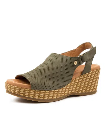 HUSH PUPPIES HUSH PUPPIES ARUBA TAN NUBUCK WOMENS SHOES CASUAL SANDALS HEELED