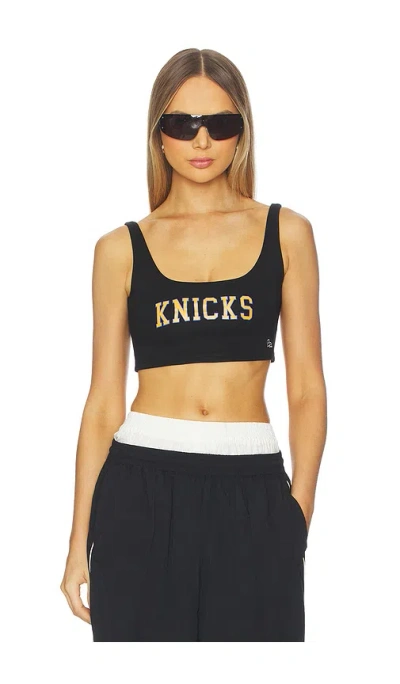 HYPE AND VICE NEW YORK KNICKS SCOOP NECK CROP TOP