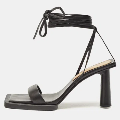 JACQUEMUS BLACK LEATHER LES CARRÉS RONDS ANKLE WRAP SANDALS SIZE 37