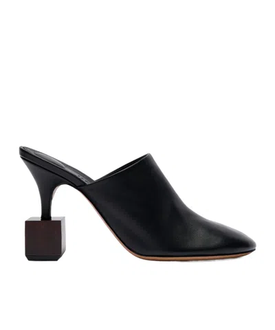 JACQUEMUS JACQUEMUS THE BISOU SLIP-ON MULES