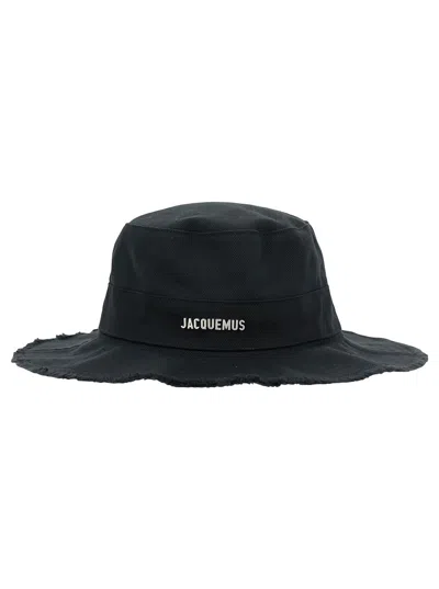 JACQUEMUS LE BOB ARTICHAUT BLACK HAT WITH METAL LOGO IN CANVAS MAN