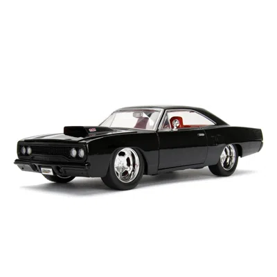 JADA TOYS JADA 1970 PLYMOUTH ROAD RUNNER 440 BLACK WITH RED INTERIOR BIGTIME MUSCLE SERIES 1 BY 24 SCALE DIECA