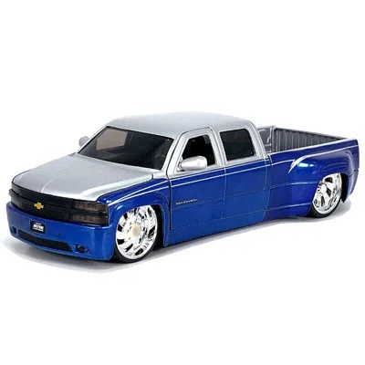 JADA TOYS JADA 1999 CHEVROLET SILVERADO DUALLY PICKUP TRUCK BLUE METALLIC & SILVER WITH CUSTOM KMC WHEELS JUST