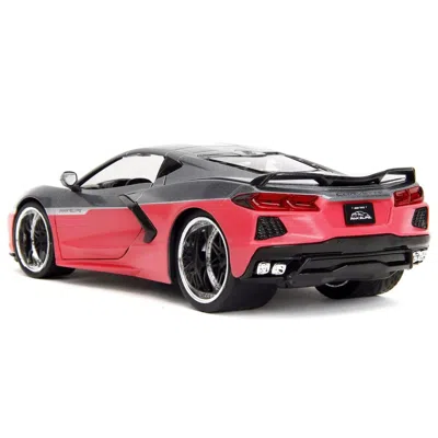 JADA TOYS JADA 2020 CHEVROLET CORVETTE METALLIC & SLIPS SERIES 1-24 SCALE DIECAST MODEL CAR GRAY & PINK