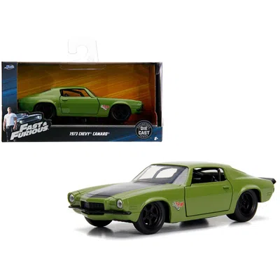 JADA TOYS JADA DOMS 1973 CHEVROLET CAMARO F-BOMB GREEN FAST & FURIOUS MOVIE 1-32 DIECAST MODEL CAR